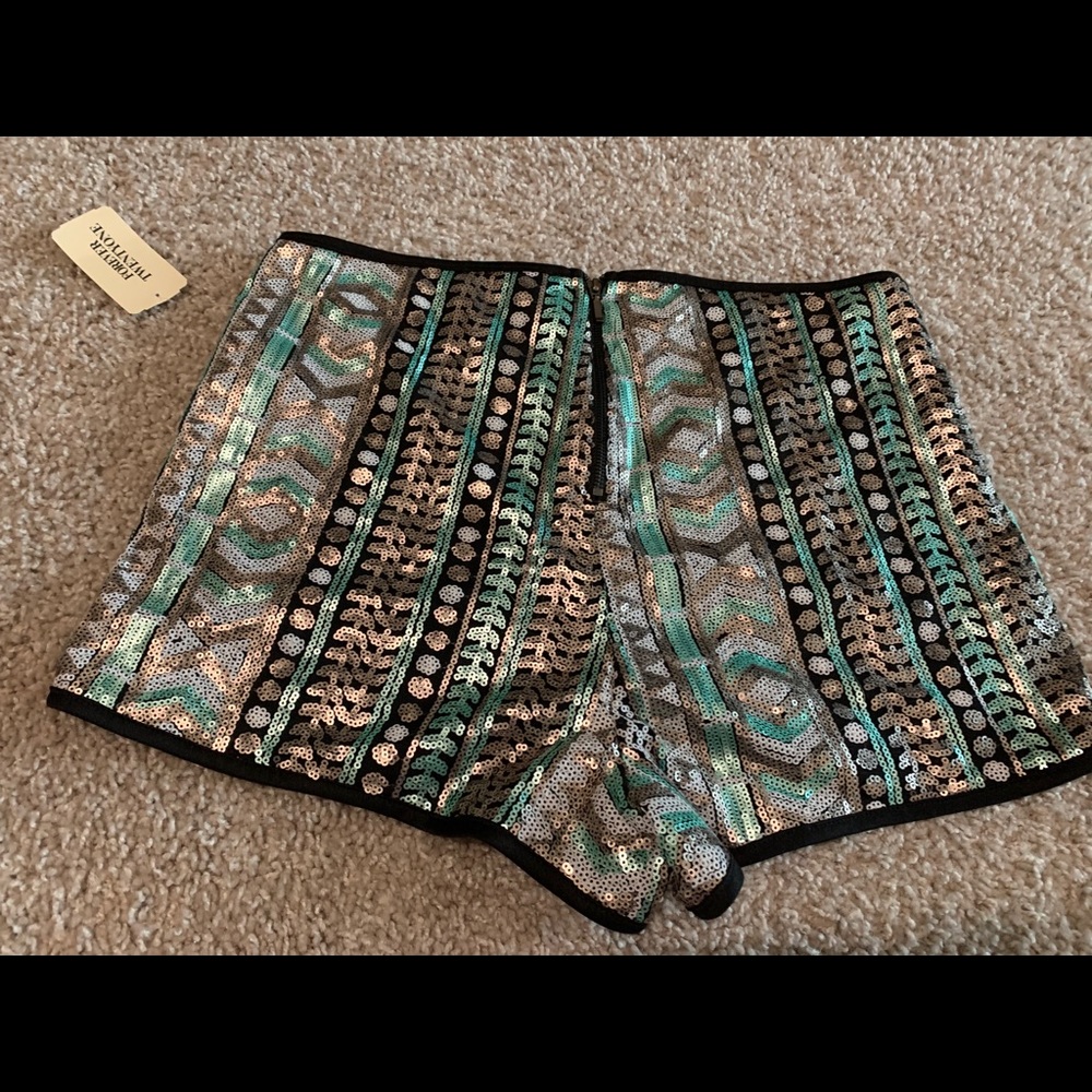 Forever 21 blue silver and black sequin shorts - Picture 4 of 6
